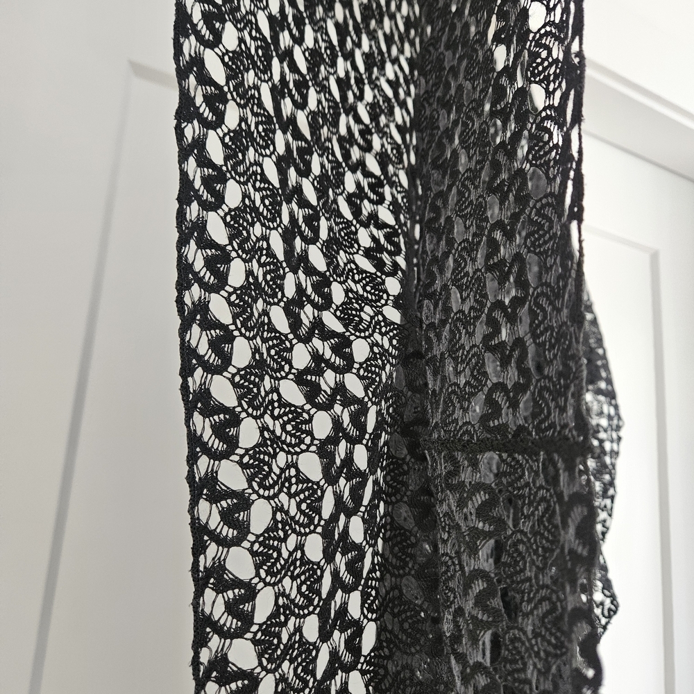 Chic Black Lace Swim Coverup Size L/XL - Picture 3 of 4